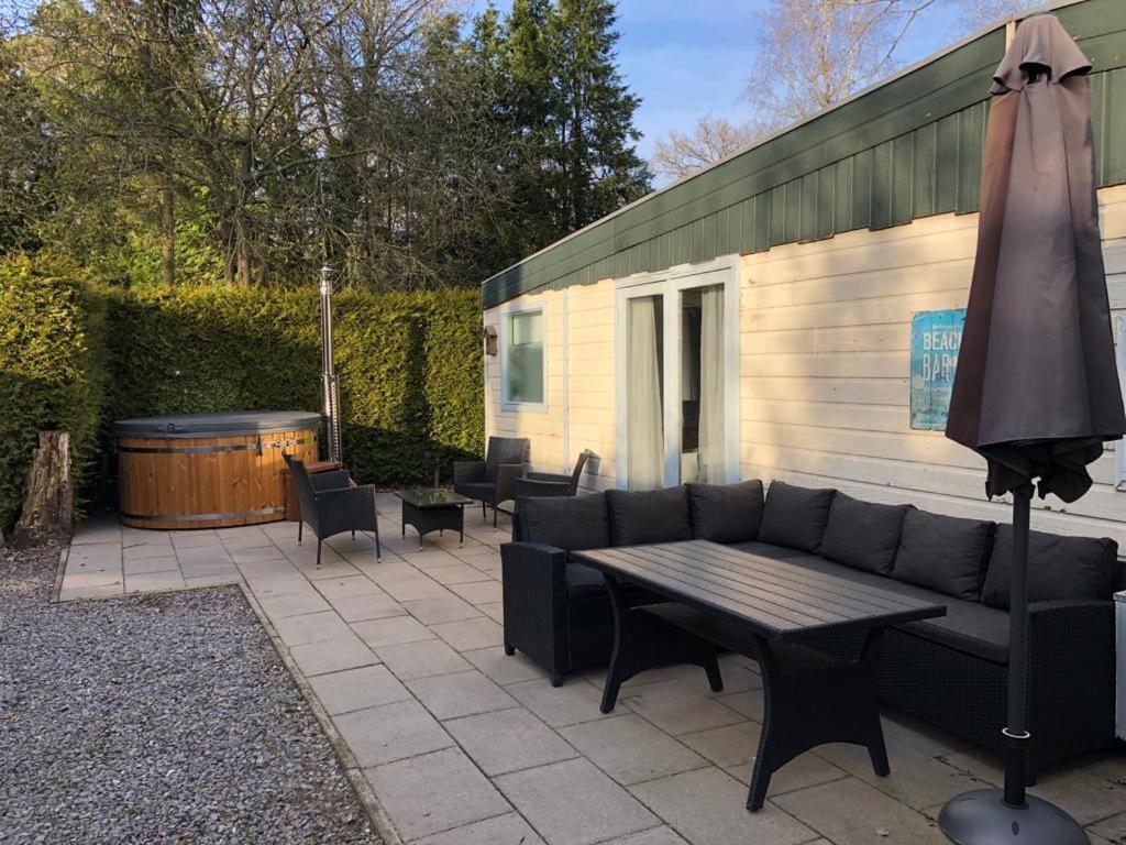Вилла Omheind Chalet Met Prive Hottub. Op De Veluwe Вортхёйзен Экстерьер фото