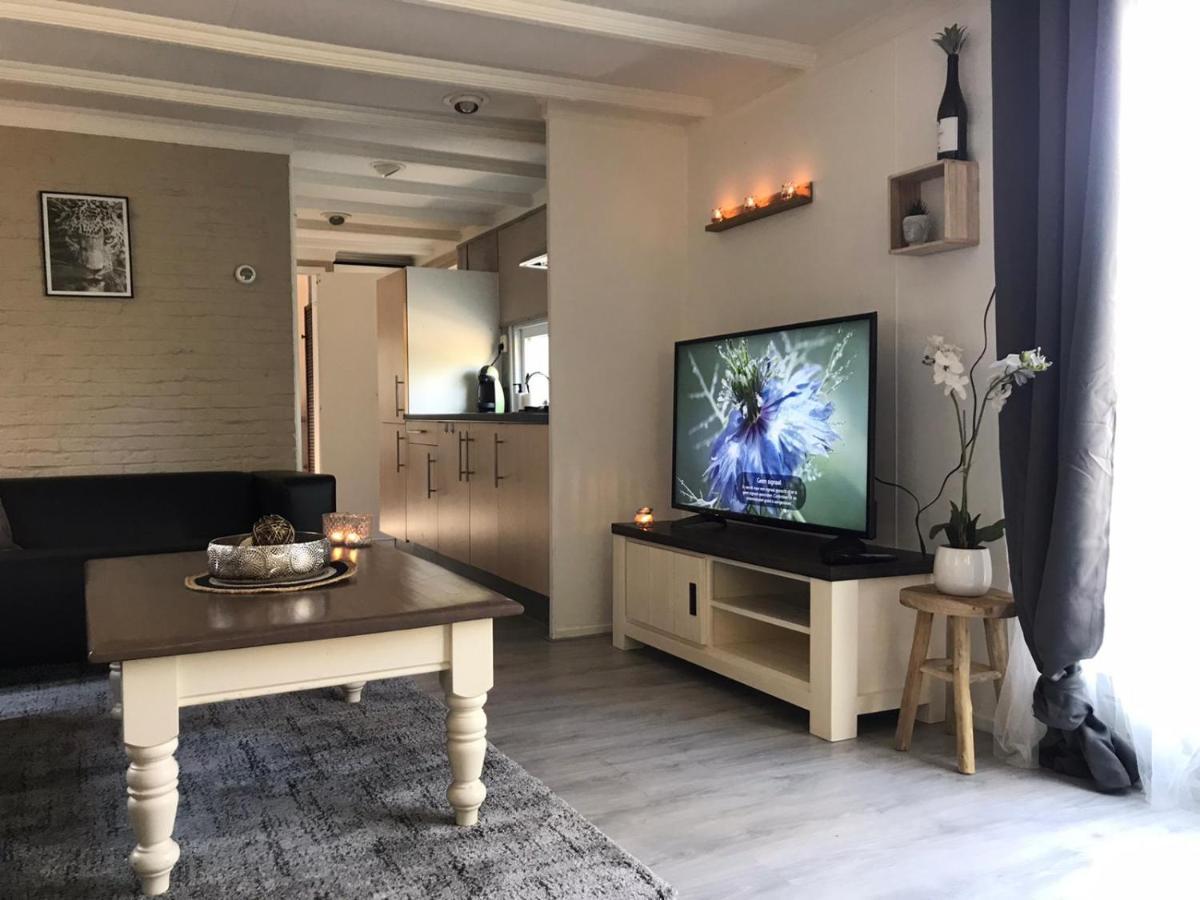 Вилла Omheind Chalet Met Prive Hottub. Op De Veluwe Вортхёйзен Экстерьер фото