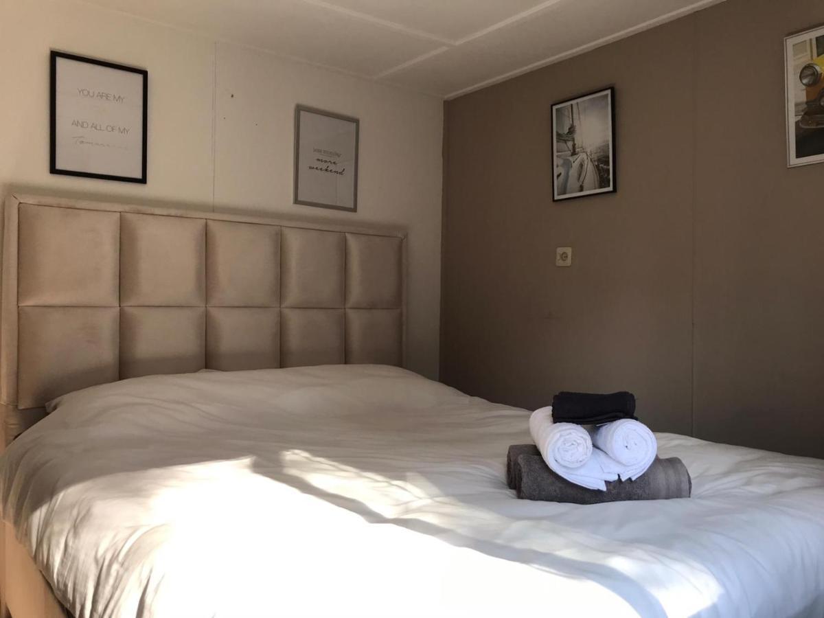 Вилла Omheind Chalet Met Prive Hottub. Op De Veluwe Вортхёйзен Экстерьер фото